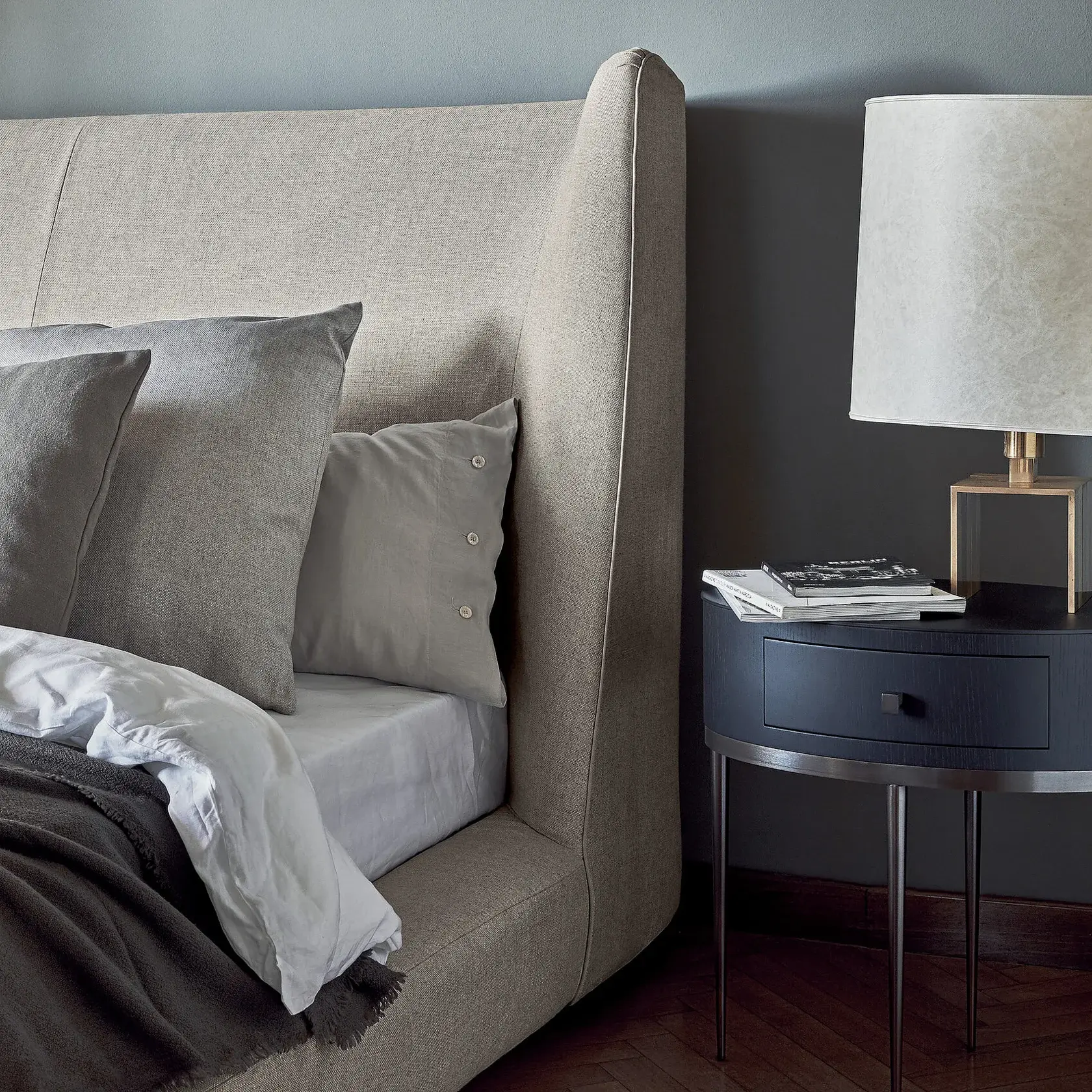 image/midnight-bed/1.webp