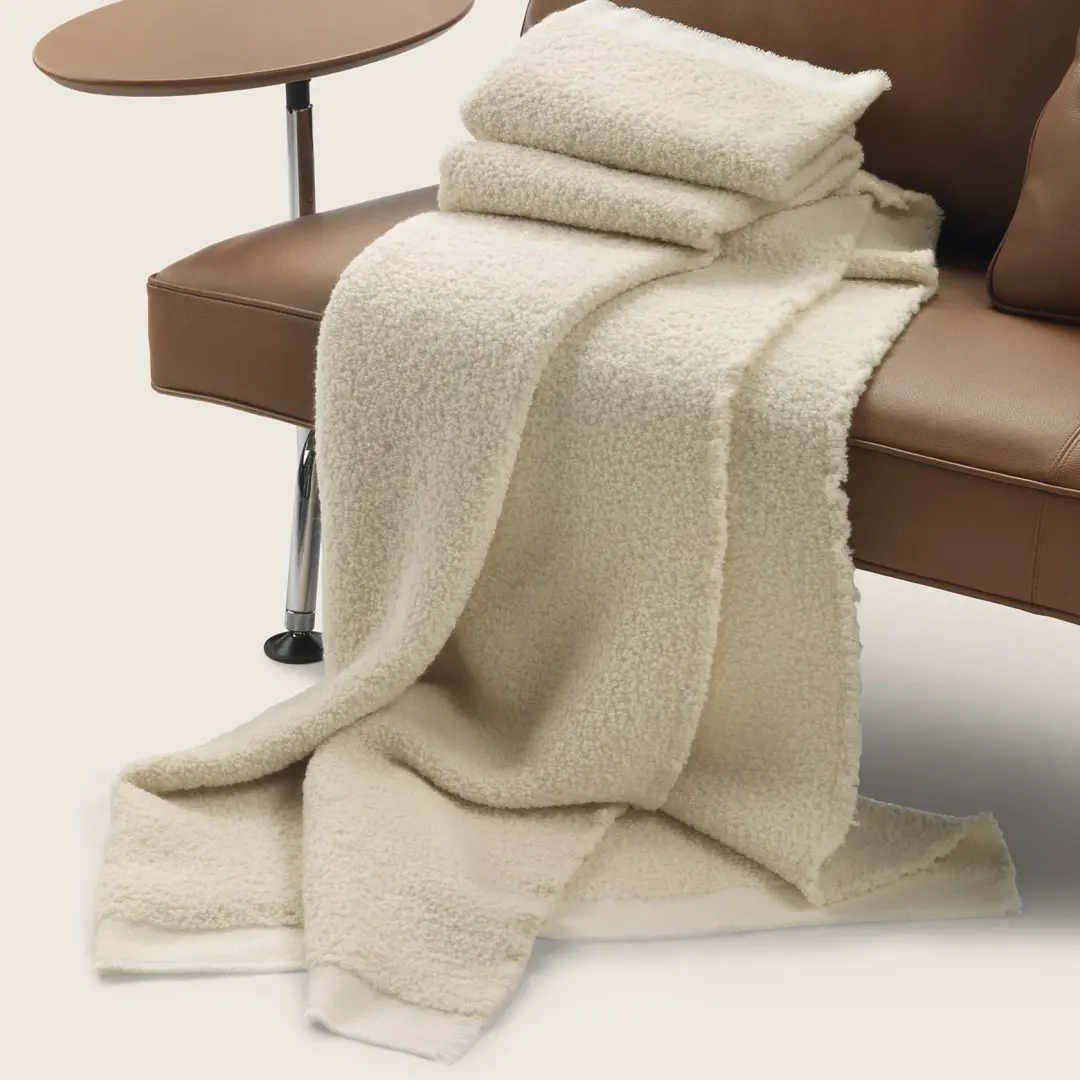 Vela Throw - Ivory